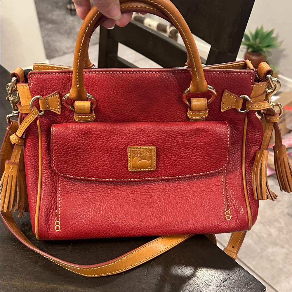 Dooney and Bourne 2009 Vintage Dooney & Bourke Red